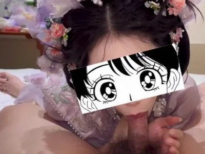 Gái xinh trong bộ đồ bé ngoan liếm cậu bé cực đã