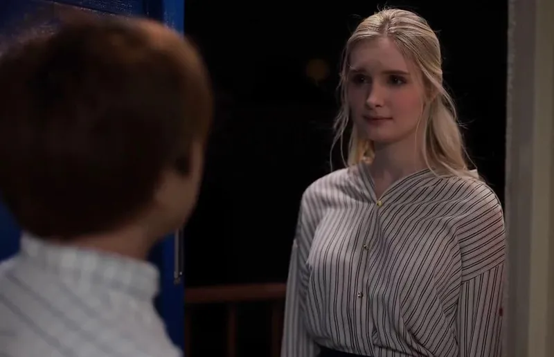 Cô đơn nơi xứ lạ với anh xã già, cô vợ tây được anh nhà kế bên an ủi