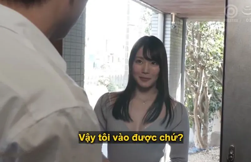 Anh chàng giàu có bên cạnh bị cô em hàng xóm xinh tươi, đã lập gia đình mới dọn về dụ dỗ quan hệ.