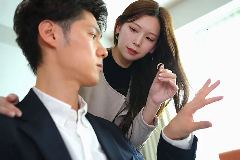 Cô vợ đi đi giã ngoại, anh xã ở nhà bị nhỏ em cô vợ gạ xoạc không trượt phát nào